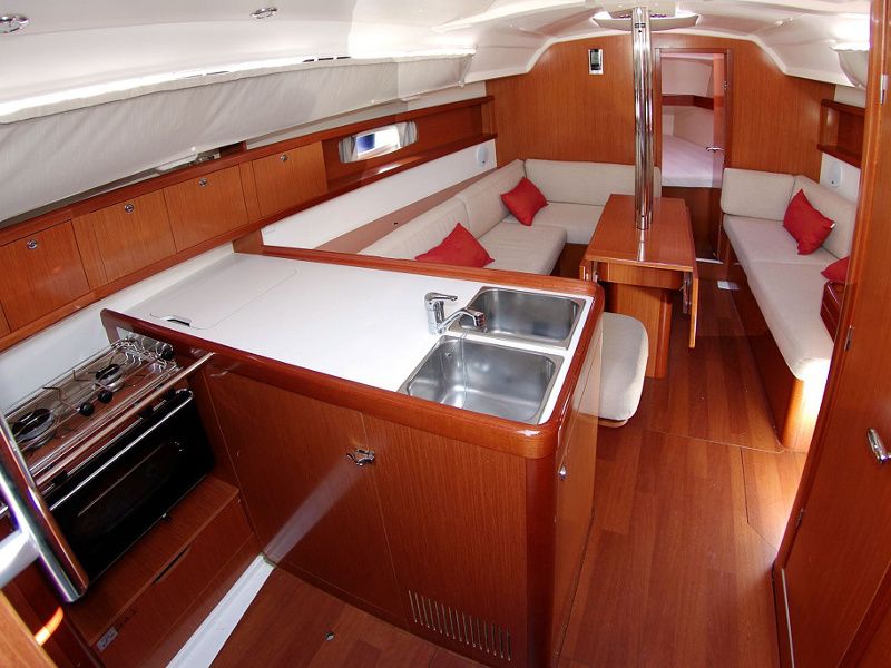 OCEANIS 34