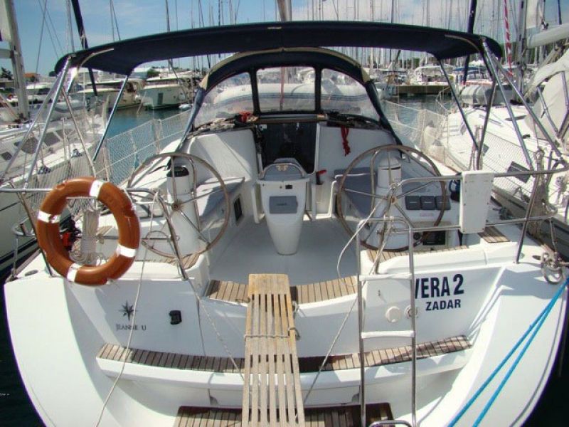 Sun Odyssey 42i