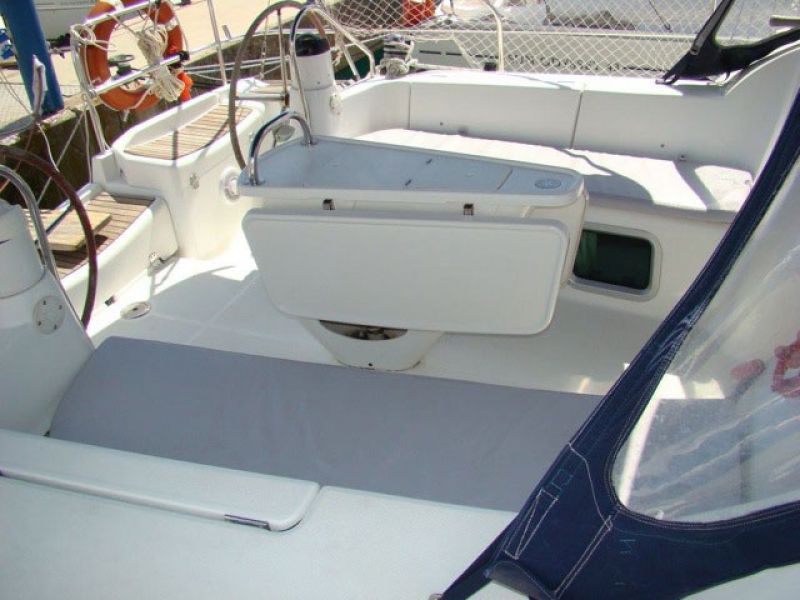Sun Odyssey 42i