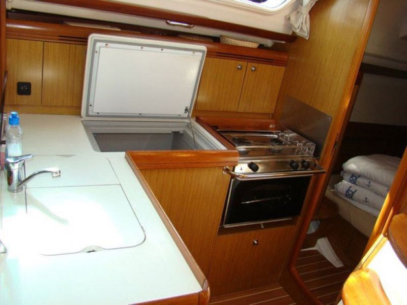 Sun Odyssey 36i