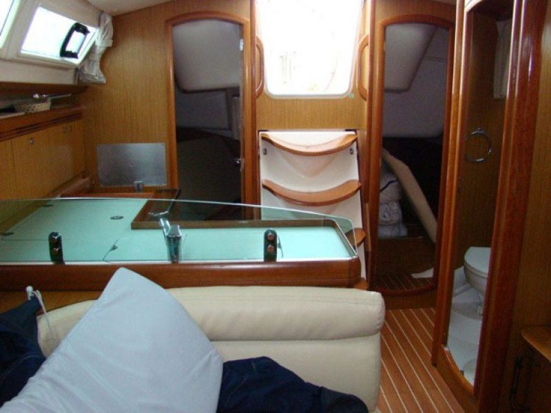Sun Odyssey 36i
