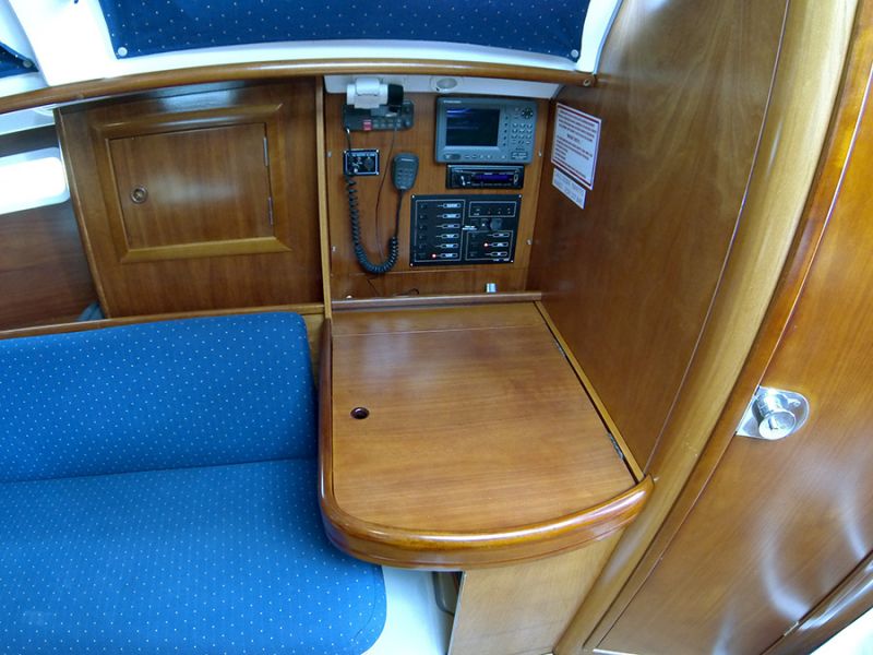 Oceanis Clipper 311