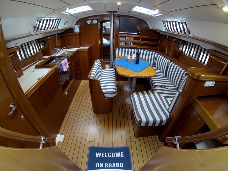 Oceanis Clipper 411