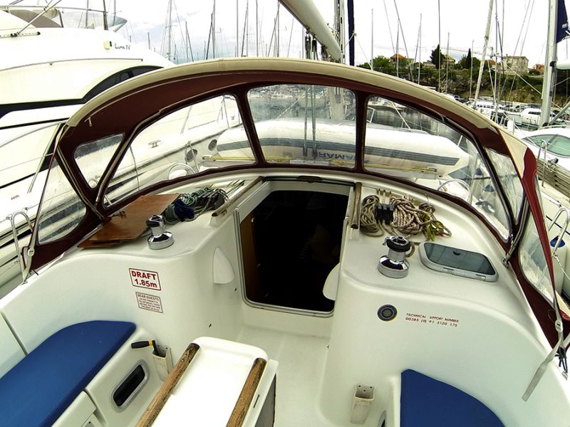 Oceanis Clipper 411