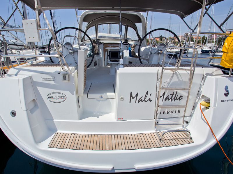 Oceanis 50 Family
