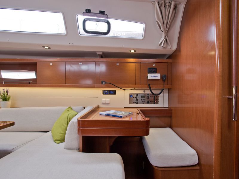 Oceanis 50 Family