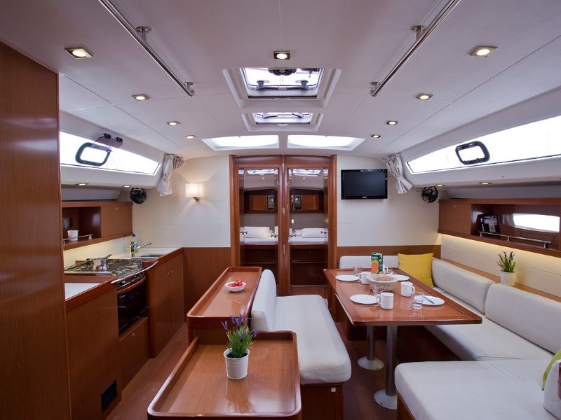 Oceanis 50 Family