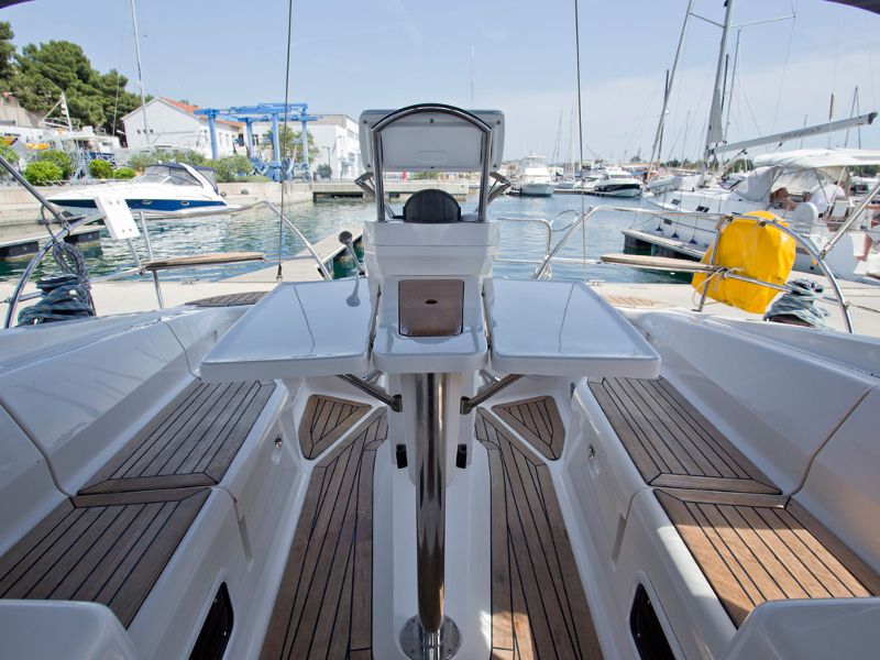 Elan 384 Impression