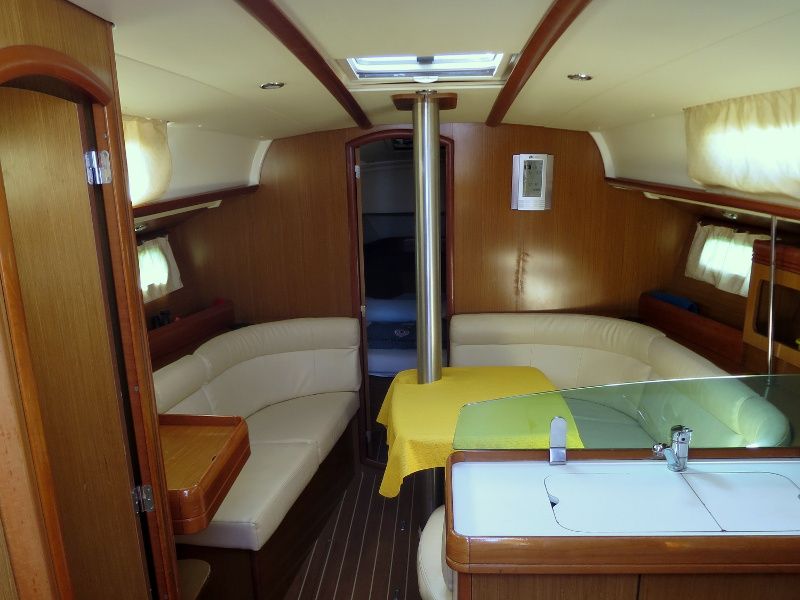 Sun Odyssey 36i