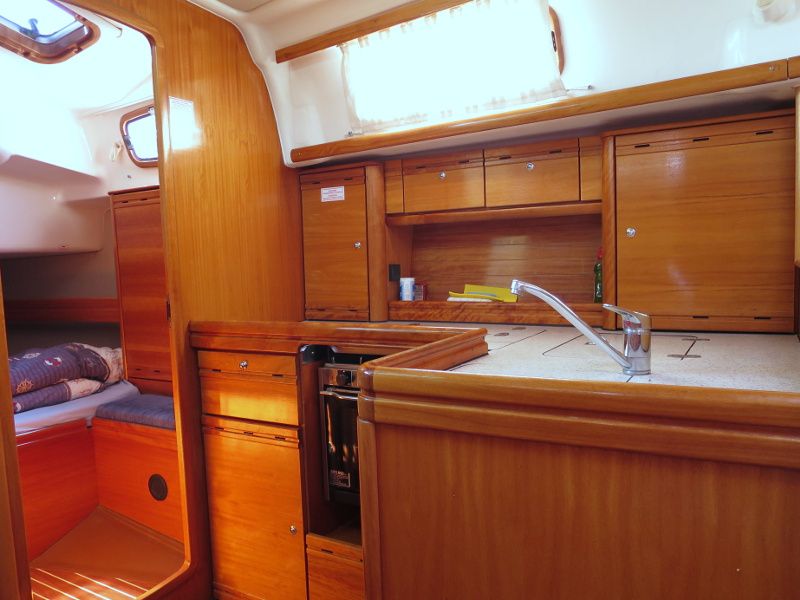 Bavaria 37 C