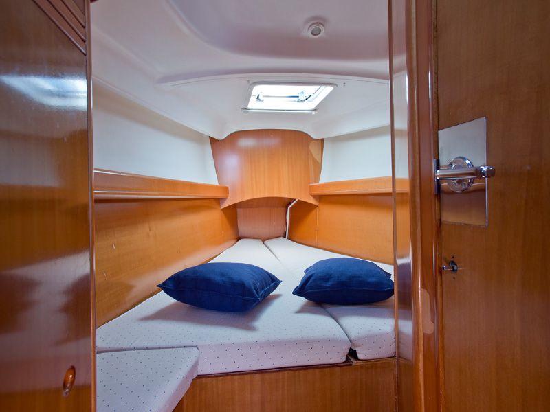 Beneteau First 407
