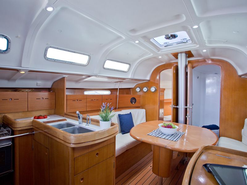 Beneteau First 407