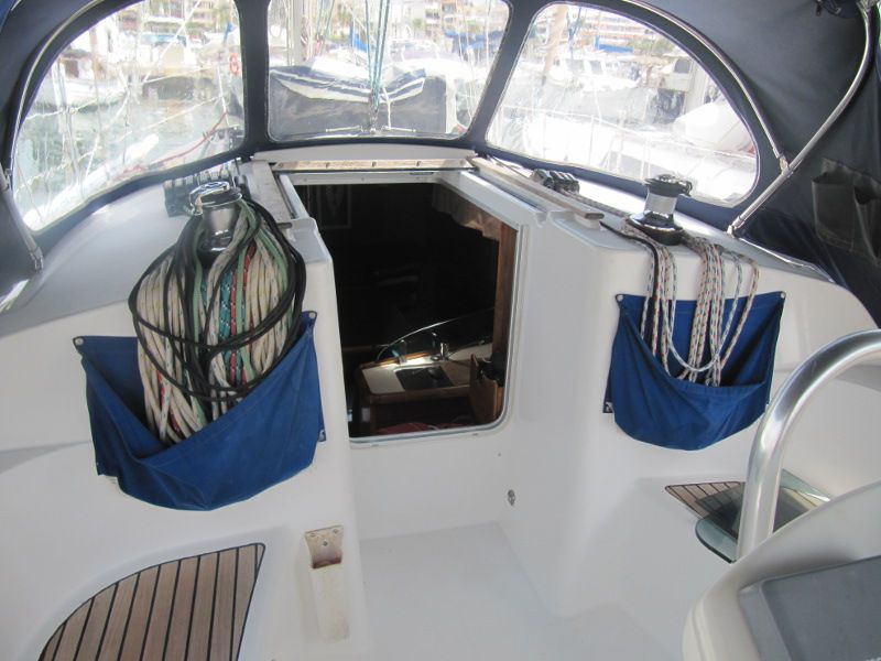 Sun Odyssey 35