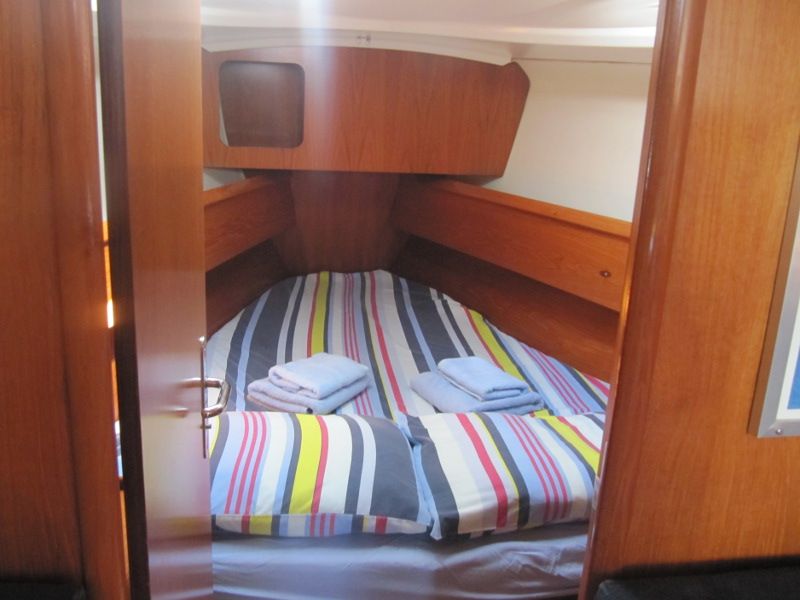 Sun Odyssey 35
