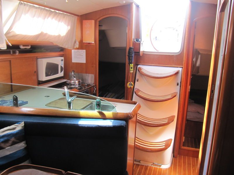 Sun Odyssey 35