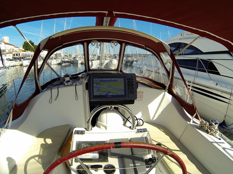 Oceanis Clipper 311