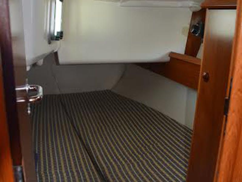 Sun Odyssey 35