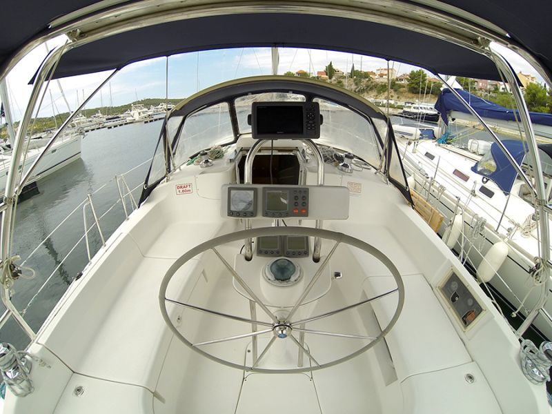 Hunter 41