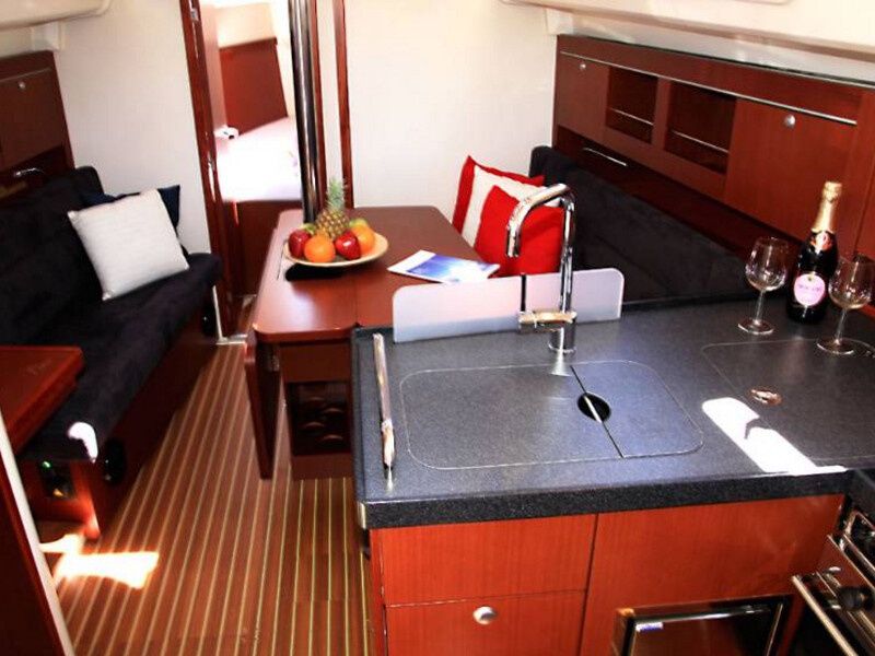 Hanse 345