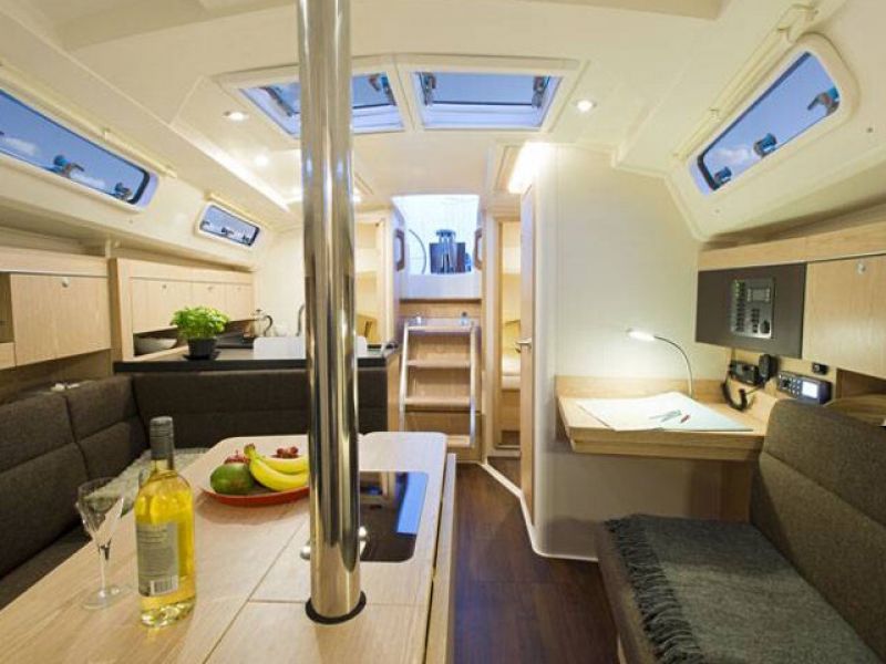 Hanse 345
