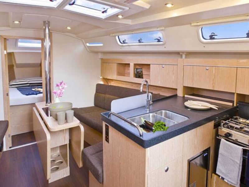 Hanse 345
