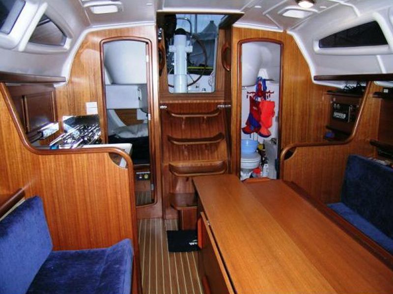 Delphia 33