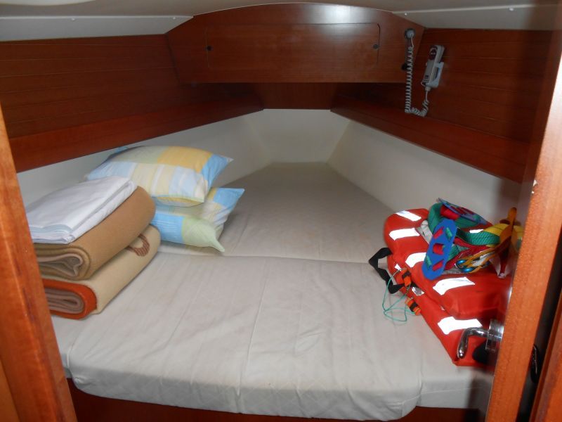 Dufour 325 GL