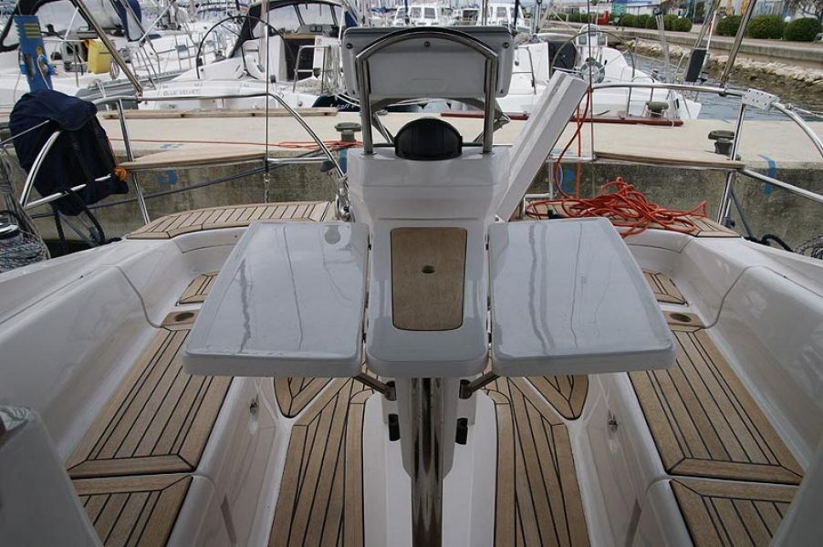 Elan 344 Impression