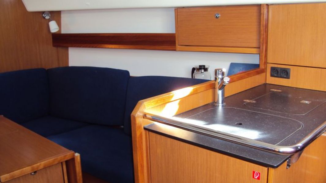 Bavaria Cruiser 32 