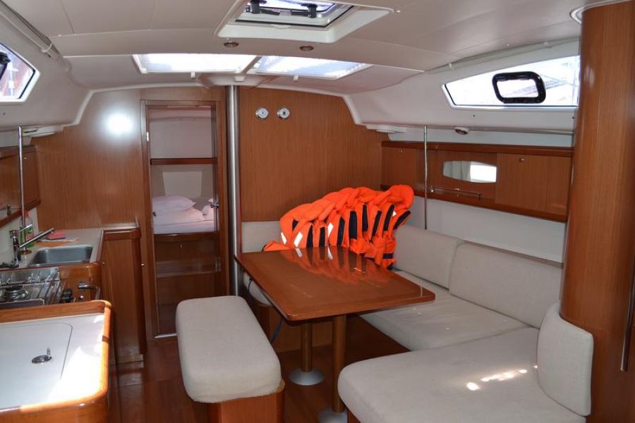 Oceanis 40 
