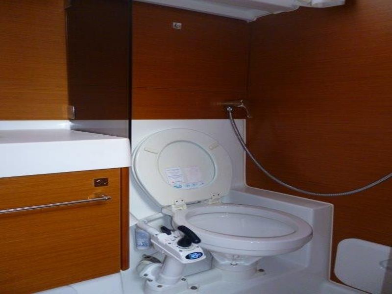 Oceanis 43
