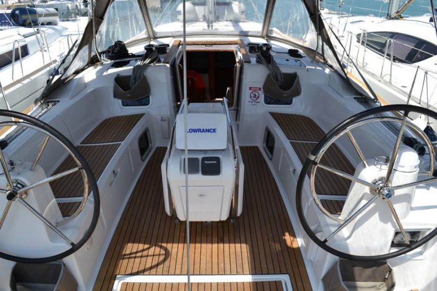 Sun Odyssey 469 