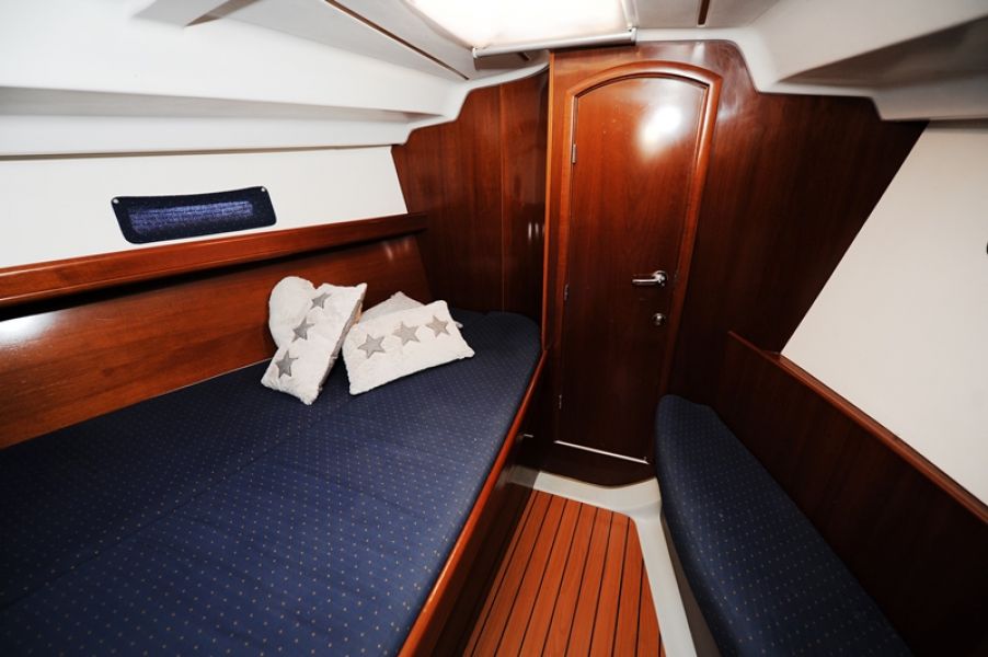 Oceanis Clipper 393