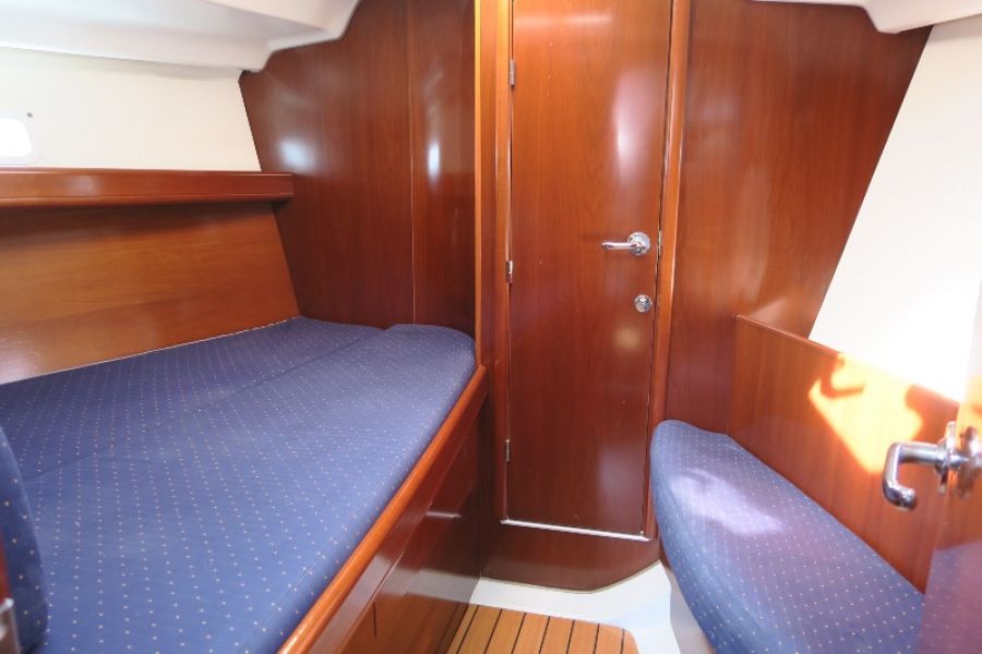 Oceanis Clipper 393