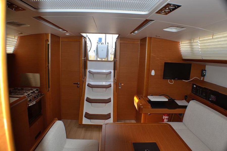 Sun Odyssey 469 