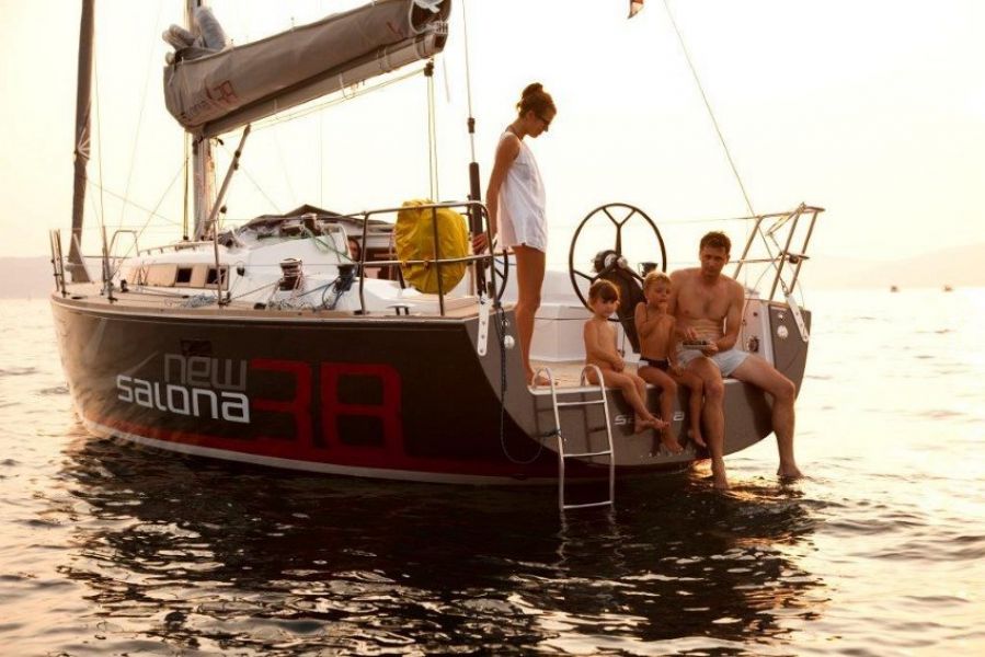 Salona 38