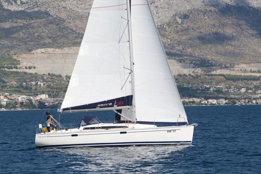 Salona 38