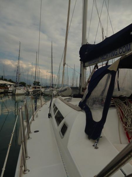 Sun Odyssey 42i