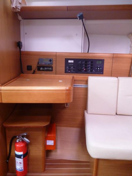 Sun Odyssey 42i