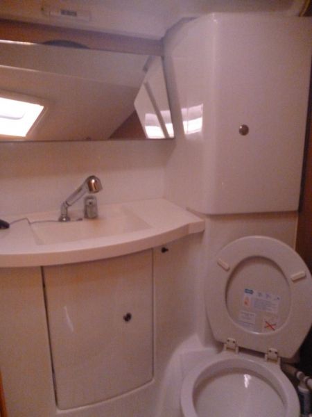 Sun Odyssey 42i