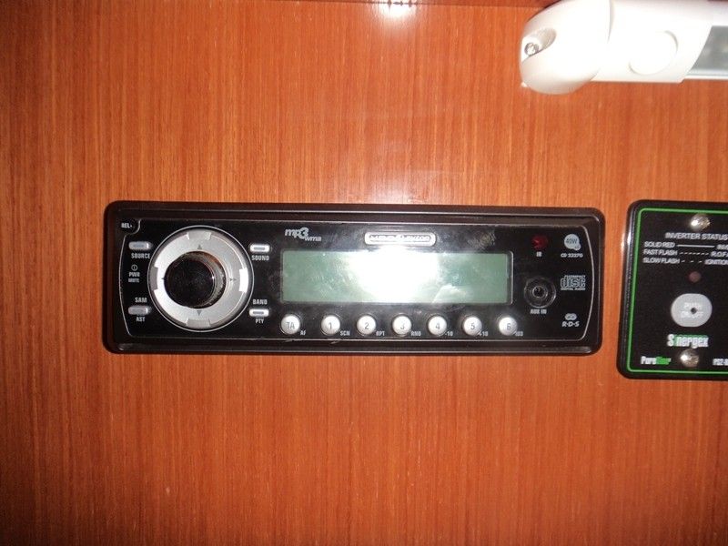 Oceanis 37
