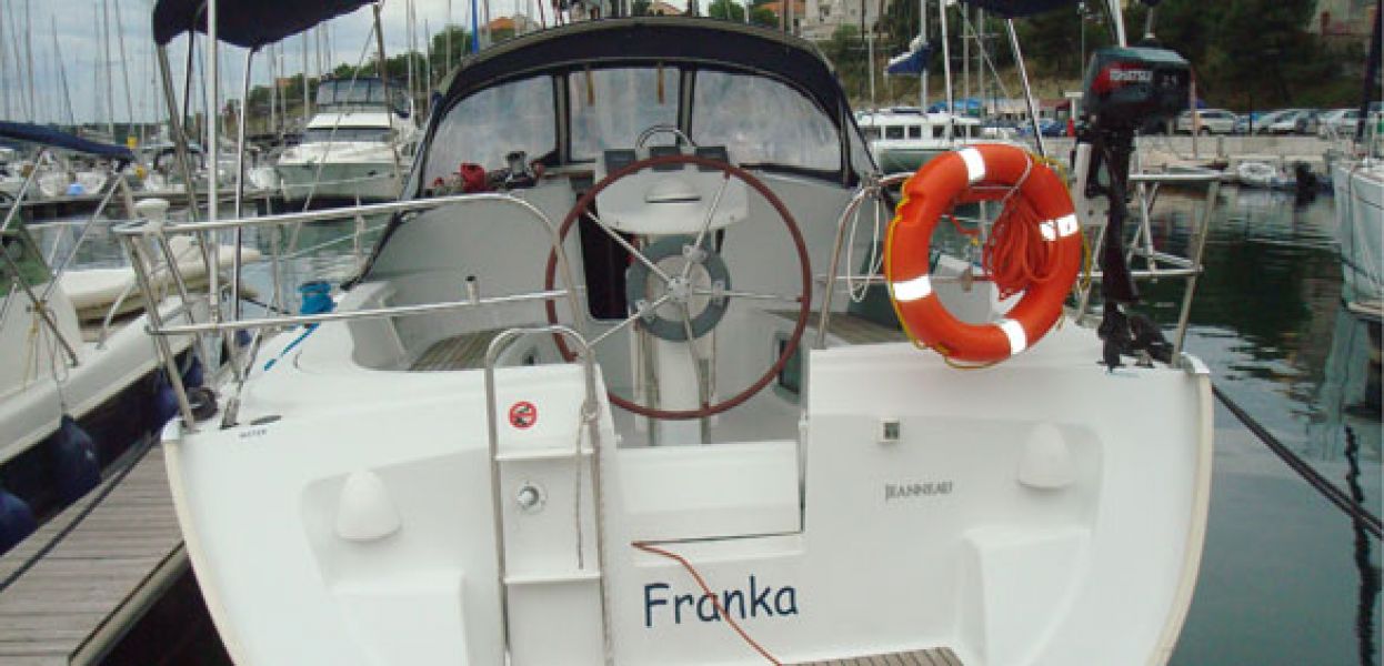Sun Odyssey 35