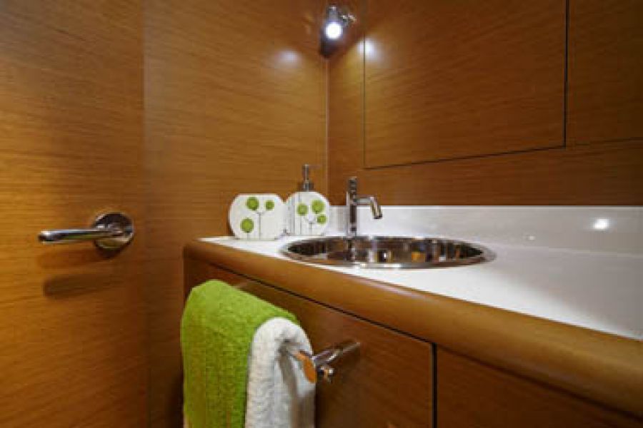 Sun Odyssey 439