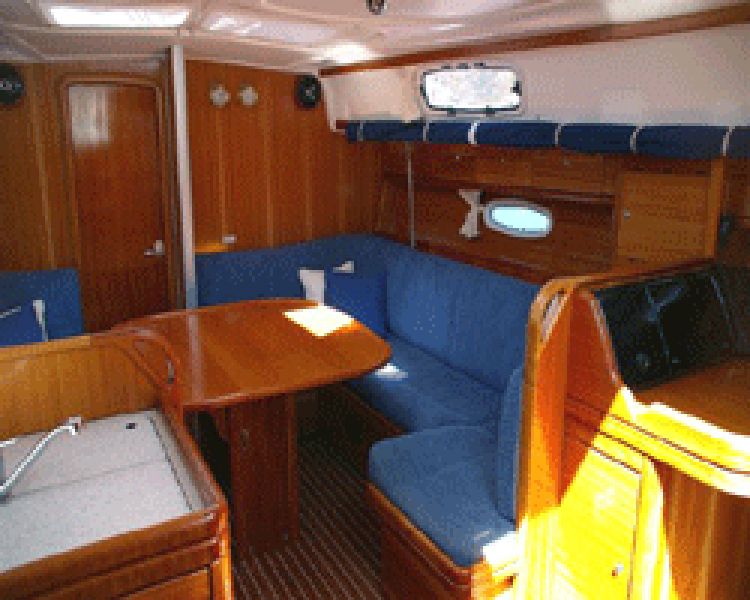 Bavaria 37
