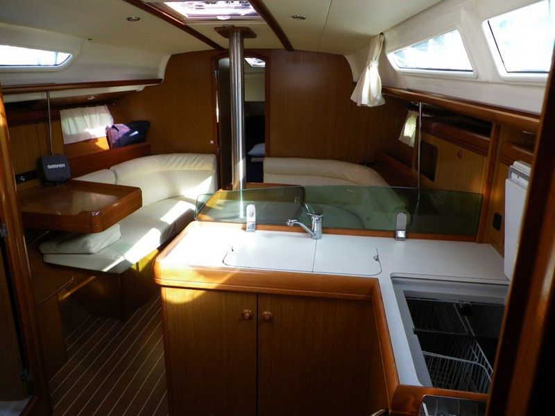 Sun Odyssey 36i