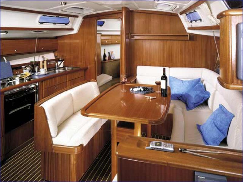 Bavaria 44