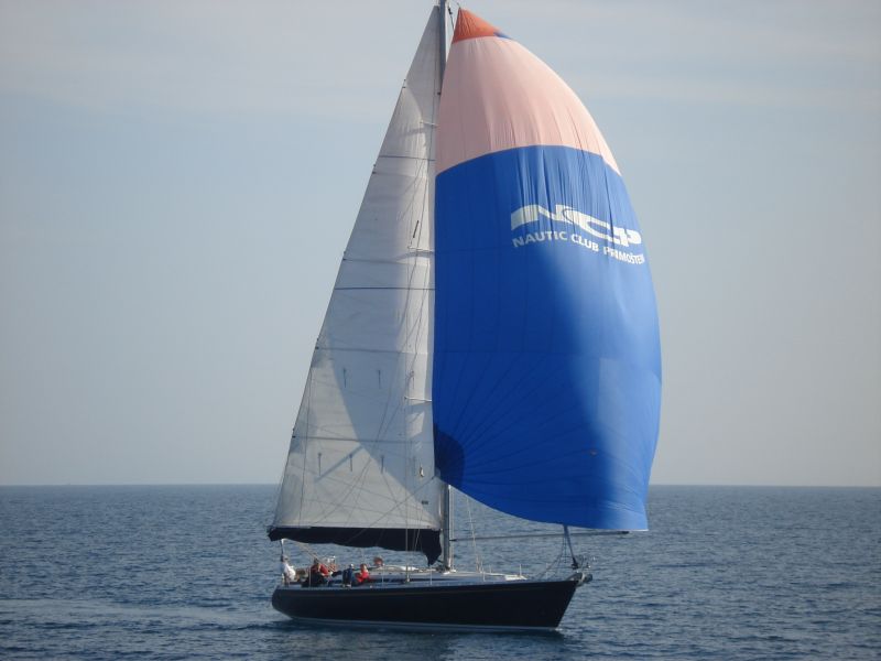 Grand Soleil 463