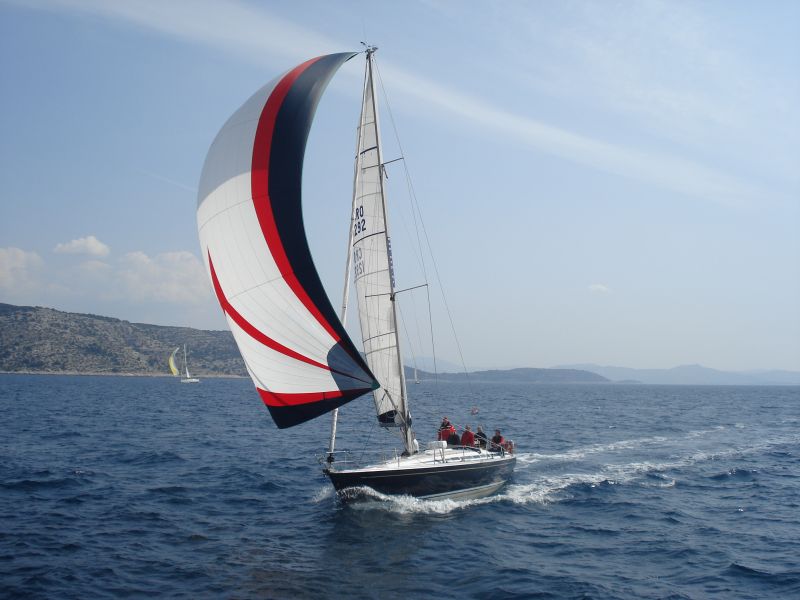 Grand Soleil 43
