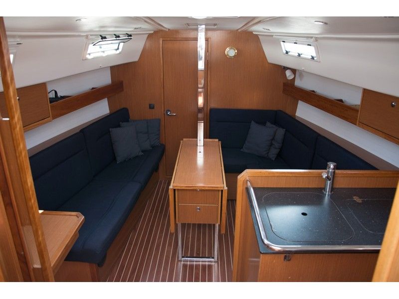 Bavaria Cruiser 32