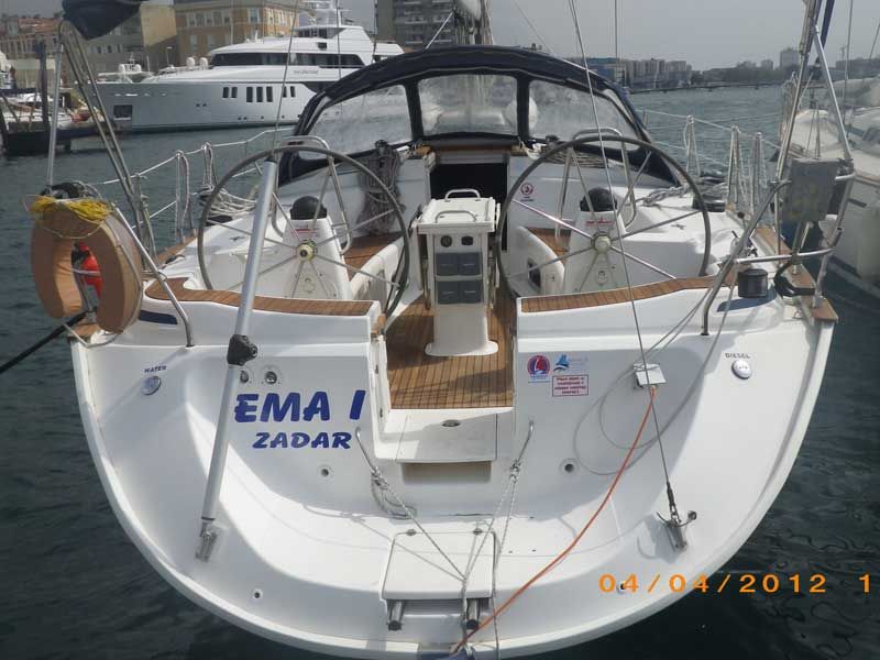 Bavaria 44